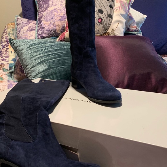 MARC FISHER Knee High Boots - Picture 7 of 7